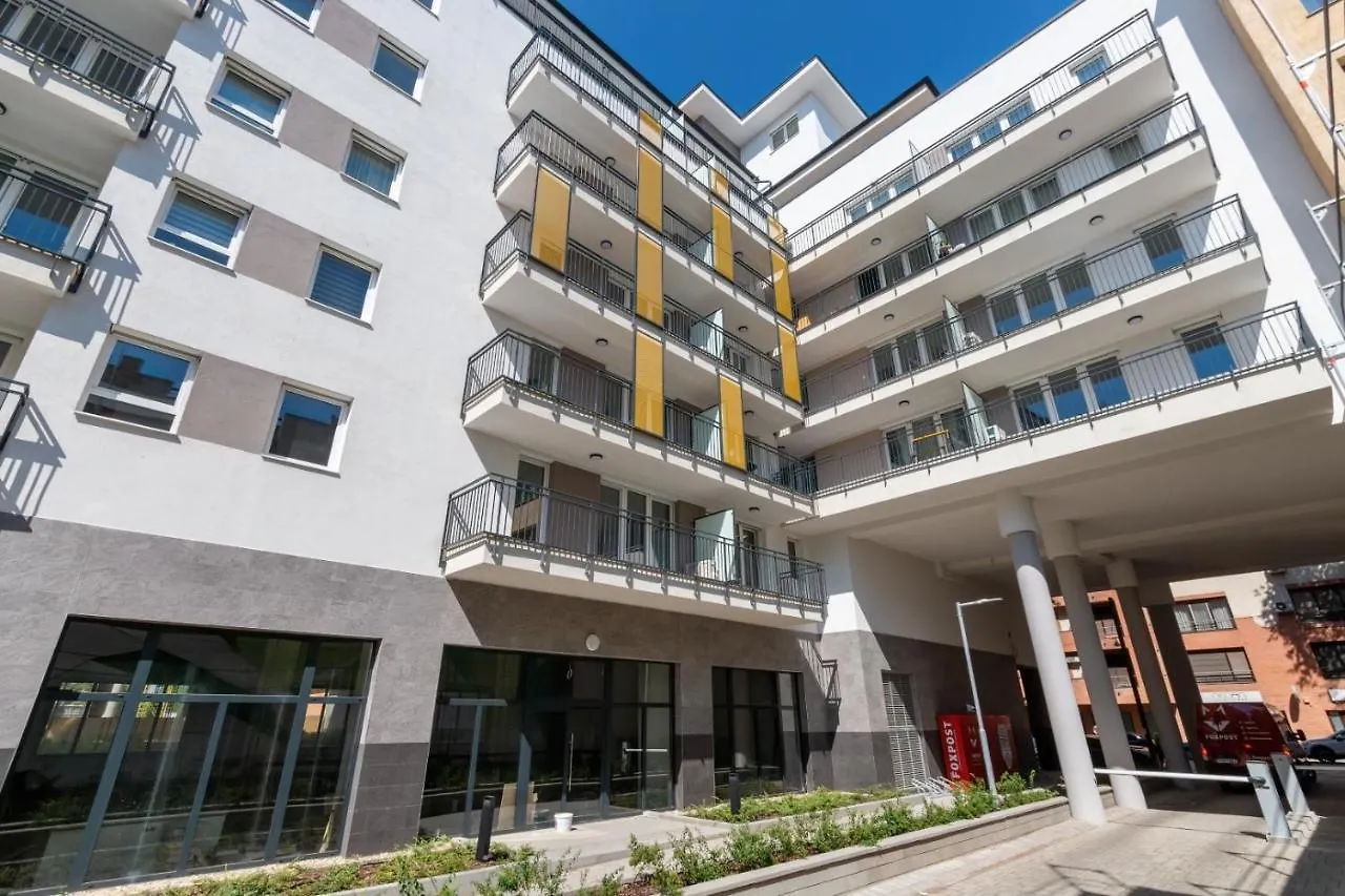 West Park Residence Apartment بودابست المجر