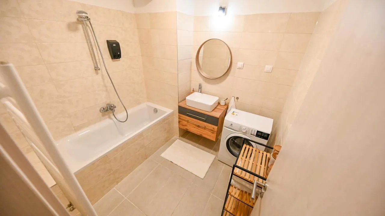 West Park Residence Apartment بودابست